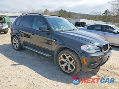 Czwarte zdjęcie samochodu z boku: 2013 BMW X5 XDRIVE35I VIN:5UXZV4C59D0G50444 - miniatura