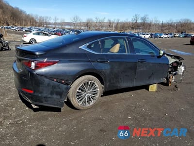 Trzecie zdjęcie samochodu z tyłu: 2025 LEXUS ES 350 BASE VIN:58ADZ1B18SU201390 - miniatura