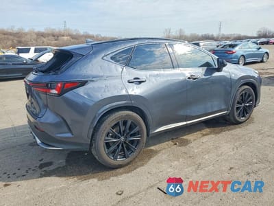 Trzecie zdjęcie samochodu z tyłu: 2022 LEXUS NX 350 F SPORT HANDLING VIN:JTJKGCEZ3N2006316 - miniatura