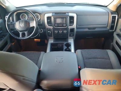 Zdjęcie 8 z 11 samochodu: 2014 RAM 1500 SLT VIN:1C6RR6GT0ES170460 - miniatura