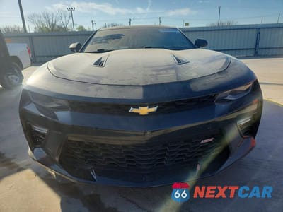 Piąte zdjęcie samochodu w środku: 2016 CHEVROLET CAMARO SS VIN:1G1FH1R78G0125551 - miniatura