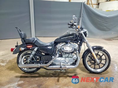 2017 HARLEY-DAVIDSON XL883 SUPERLOW 1HD4CR21XHC431747 - główne zdjęcie licytacji z USA - miniatura