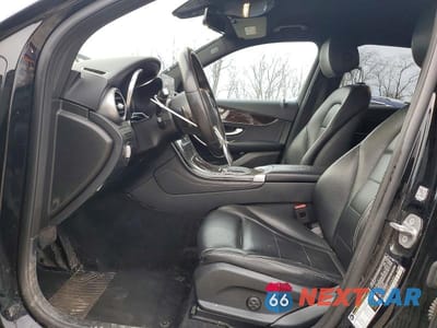 Zdjęcie 7 z 13 samochodu: 2020 MERCEDES-BENZ GLC 300 4MATIC VIN:W1N0G8EB4LF838384 - miniatura