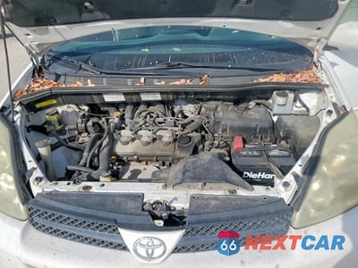 Zdjęcie 12 z 13 samochodu: 2004 TOYOTA SIENNA LE 7 PASSENGER VIN:5TDZA23C54S100166 - miniatura