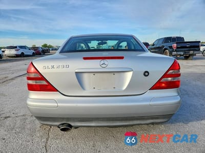 Zdjęcie 6 z 11 samochodu: 1998 MERCEDES-BENZ SLK 230 VIN:WDBKK47F5WF019765 - miniatura