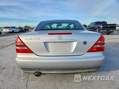 Zdjęcie 6 z 11 samochodu: 1998 MERCEDES-BENZ SLK 230 VIN:WDBKK47F5WF019765 - miniatura