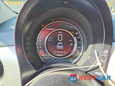 Zdjęcie 9 z 11 samochodu: 2019 FIAT 500 POP VIN:3C3CFFKH7KT680264 - miniatura