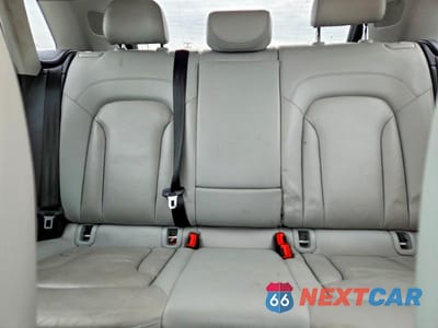 Zdjęcie 10 z 12 samochodu: 2015 AUDI Q3 PREMIUM PLUS VIN:WA1EFCFS3FR012673 - miniatura