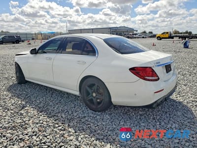 Drugie zdjęcie samochodu z przodu: 2017 MERCEDES-BENZ E 300 VIN:WDDZF4JB4HA025797 - miniatura