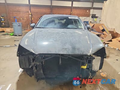 Piąte zdjęcie samochodu w środku: 2019 AUDI A3 PREMIUM VIN:WAUBEGFFXK1024279 - miniatura