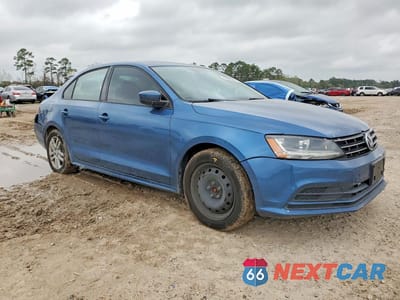 Czwarte zdjęcie samochodu z boku: 2018 VOLKSWAGEN JETTA S VIN:3VW2B7AJXJM222088 - miniatura