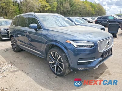 Czwarte zdjęcie samochodu z boku: 2019 VOLVO XC90 T6 INSCRIPTION VIN:YV4A22PL4K1427038 - miniatura