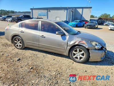 Czwarte zdjęcie samochodu z boku: 2008 NISSAN ALTIMA 2.5 VIN:1N4AL21EX8N544494 - miniatura