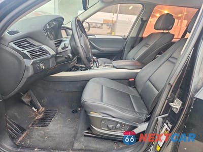 Zdjęcie 7 z 12 samochodu: 2012 BMW X5 XDRIVE35I VIN:5UXZV4C53CL752803 - miniatura