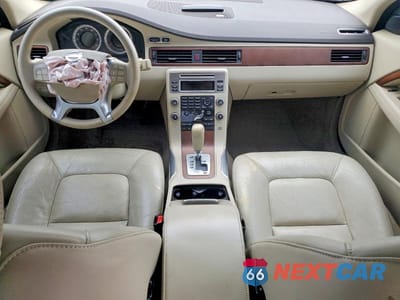 Zdjęcie 8 z 12 samochodu: 2010 VOLVO S80 3.2 VIN:YV1960AS1A1130722 - miniatura