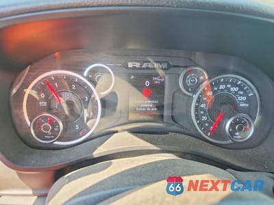 Zdjęcie 9 z 14 samochodu: 2025 RAM 3500 TRADESMAN VIN:3C63RRGL0SG503413 - miniatura