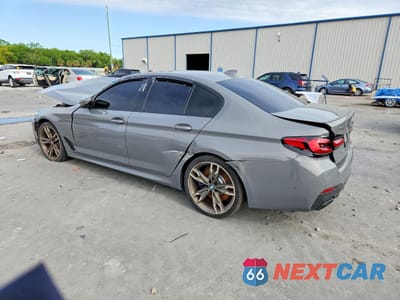 Drugie zdjęcie samochodu z przodu: 2021 BMW M550XI VIN:WBA13BK01MCF22757 - miniatura