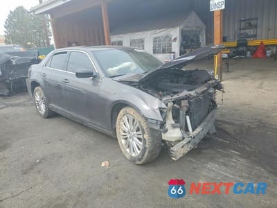 Czwarte zdjęcie samochodu z boku: 2013 CHRYSLER 300 VIN:2C3CCARGXDH543260 - miniatura