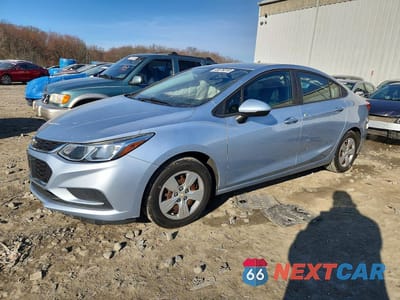 2018 CHEVROLET CRUZE LS 1G1BC5SM9J7168427 - główne zdjęcie licytacji z USA - miniatura