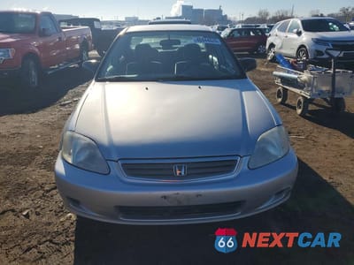 Piąte zdjęcie samochodu w środku: 2000 HONDA CIVIC BASE VIN:2HGEJ6616YH592423 - miniatura