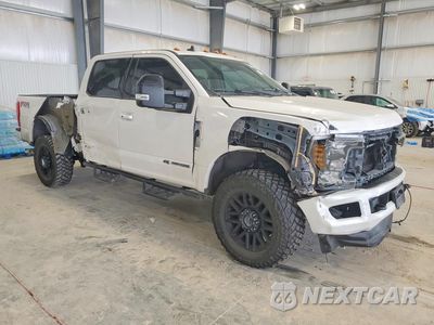 Czwarte zdjęcie samochodu z boku: 2019 FORD F250 SUPER DUTY VIN:1FT7W2BT5KEE49082 - miniatura