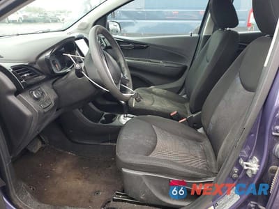 Zdjęcie 7 z 11 samochodu: 2017 CHEVROLET SPARK 1LT VIN:KL8CD6SAXHC812502 - miniatura