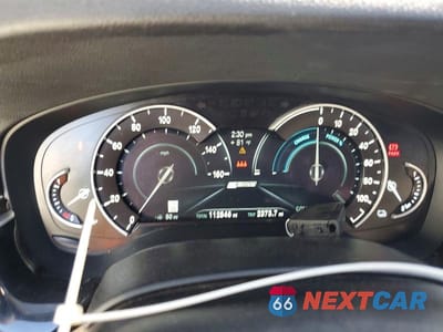 Zdjęcie 9 z 12 samochodu: 2019 BMW 530E VIN:WBAJA9C51KB399745 - miniatura