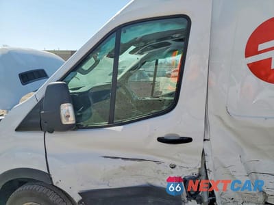 Zdjęcie 7 z 12 samochodu: 2024 FORD TRANSIT T-250 VIN:1FTBR1C84RKB71034 - miniatura