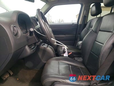 Zdjęcie 7 z 12 samochodu: 2016 JEEP PATRIOT LATITUDE VIN:1C4NJRFB7GD501678 - miniatura
