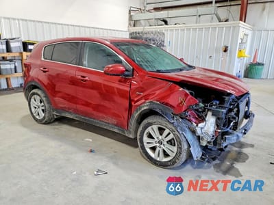 Czwarte zdjęcie samochodu z boku: 2018 KIA SPORTAGE LX VIN:KNDPMCACXJ7355456 - miniatura