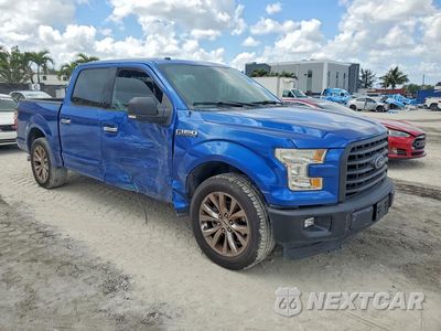 Czwarte zdjęcie samochodu z boku: 2017 FORD F150 SUPERCREW VIN:1FTEW1CP0HFB99790 - miniatura