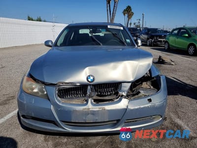 Piąte zdjęcie samochodu w środku: 2006 BMW 325 XI VIN:WBAVD13526KV12439 - miniatura