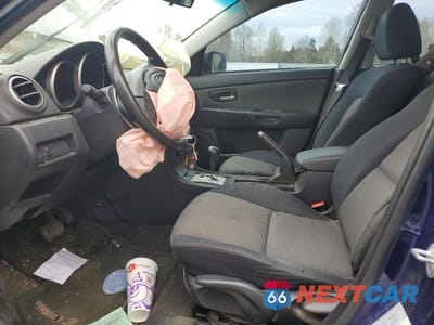 Zdjęcie 7 z 11 samochodu: 2005 MAZDA 3 I VIN:JM1BK12FX51349632 - miniatura