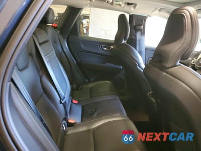 Zdjęcie 11 z 14 samochodu: 2021 VOLVO XC60 T5 INSCRIPTION VIN:YV4102RL2M1685225 - miniatura