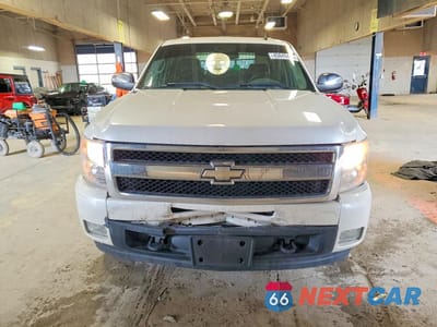 Piąte zdjęcie samochodu w środku: 2009 CHEVROLET SILVERADO K1500 LTZ VIN:3GCEK33M59G258149 - miniatura