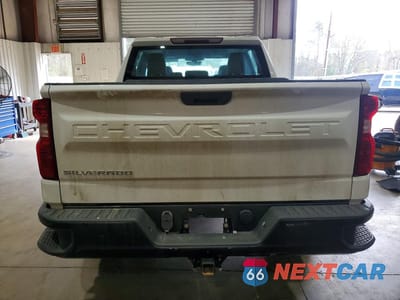 Zdjęcie 6 z 12 samochodu: 2019 CHEVROLET SILVERADO K1500 VIN:3GCUYAEF3KG152107 - miniatura