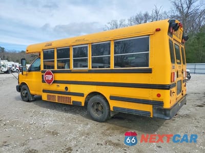 Trzecie zdjęcie samochodu z tyłu: 2013 THOMAS MINOTOUR G3500 - SCHOOL BUS VIN:1GB3G3BG3D1150659 - miniatura