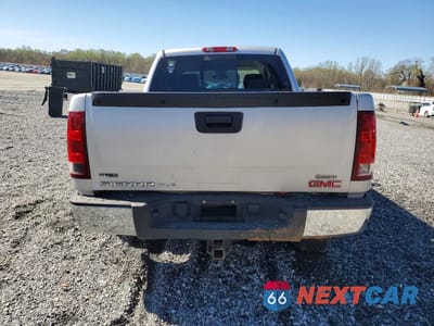 Zdjęcie 6 z 12 samochodu: 2010 GMC SIERRA K1500 SLE VIN:3GTRKVE30AG190140 - miniatura