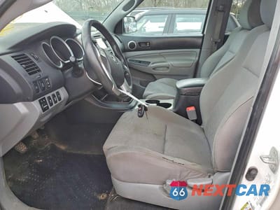 Zdjęcie 7 z 12 samochodu: 2013 TOYOTA TACOMA V6 VIN:5TFLU4EN7DX059511 - miniatura