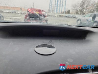 Zdjęcie 9 z 11 samochodu: 2013 TOYOTA PRIUS TWO VIN:JTDKN3DU7D1618439 - miniatura