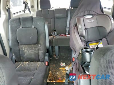 Zdjęcie 10 z 13 samochodu: 2016 DODGE GRAND CARAVAN SE VIN:2C4RDGBG4GR389224 - miniatura