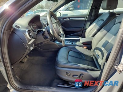 Zdjęcie 7 z 12 samochodu: 2019 AUDI A3 PREMIUM VIN:WAUAUGFF2K1009550 - miniatura