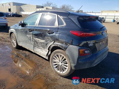 Drugie zdjęcie samochodu z przodu: 2018 HYUNDAI KONA SEL VIN:KM8K2CAA9JU131381 - miniatura