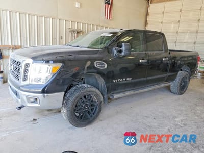 2017 NISSAN TITAN XD SV 1N6BA1F32HN533301 - główne zdjęcie licytacji z USA - miniatura