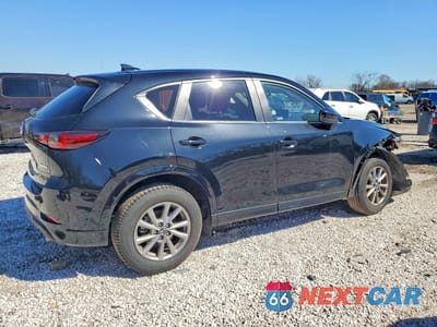Trzecie zdjęcie samochodu z tyłu: 2025 MAZDA CX-5 PREFERRED VIN:JM3KFBCM6S0700990 - miniatura