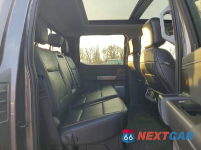 Zdjęcie 10 z 11 samochodu: 2025 FORD F350 SUPER DUTY VIN:1FT8W3DT0SEC91242 - miniatura