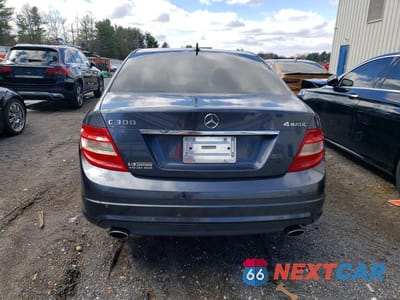 Zdjęcie 6 z 12 samochodu: 2011 MERCEDES-BENZ C 300 4MATIC VIN:WDDGF8BB9BR161168 - miniatura