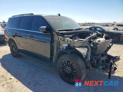 Czwarte zdjęcie samochodu z boku: 2024 FORD EXPEDITION XLT VIN:1FMJU1H88REA46230 - miniatura