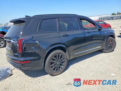 Trzecie zdjęcie samochodu z tyłu: 2023 CADILLAC XT6 SPORT VIN:1GYKPGRS0PZ178055 - miniatura