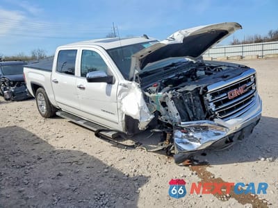 Czwarte zdjęcie samochodu z boku: 2018 GMC SIERRA K1500 SLT VIN:3GTU2NEC2JG180929 - miniatura